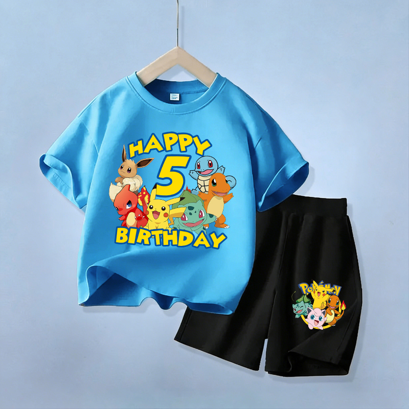 Anime Cosplay Pokemon - かわいいピカチュウ誕生日子供服セットポケモン番号 Tシャツショーツ 2 個子供トラックスーツ夏漫画少年スポーツウェアスーツ