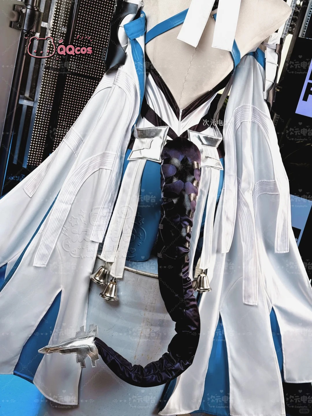 ラスト・ライト コスプレ衣装 ゲームコスプレシリーズ：アーク - Anime Cosplay Dresses のレビューと価格